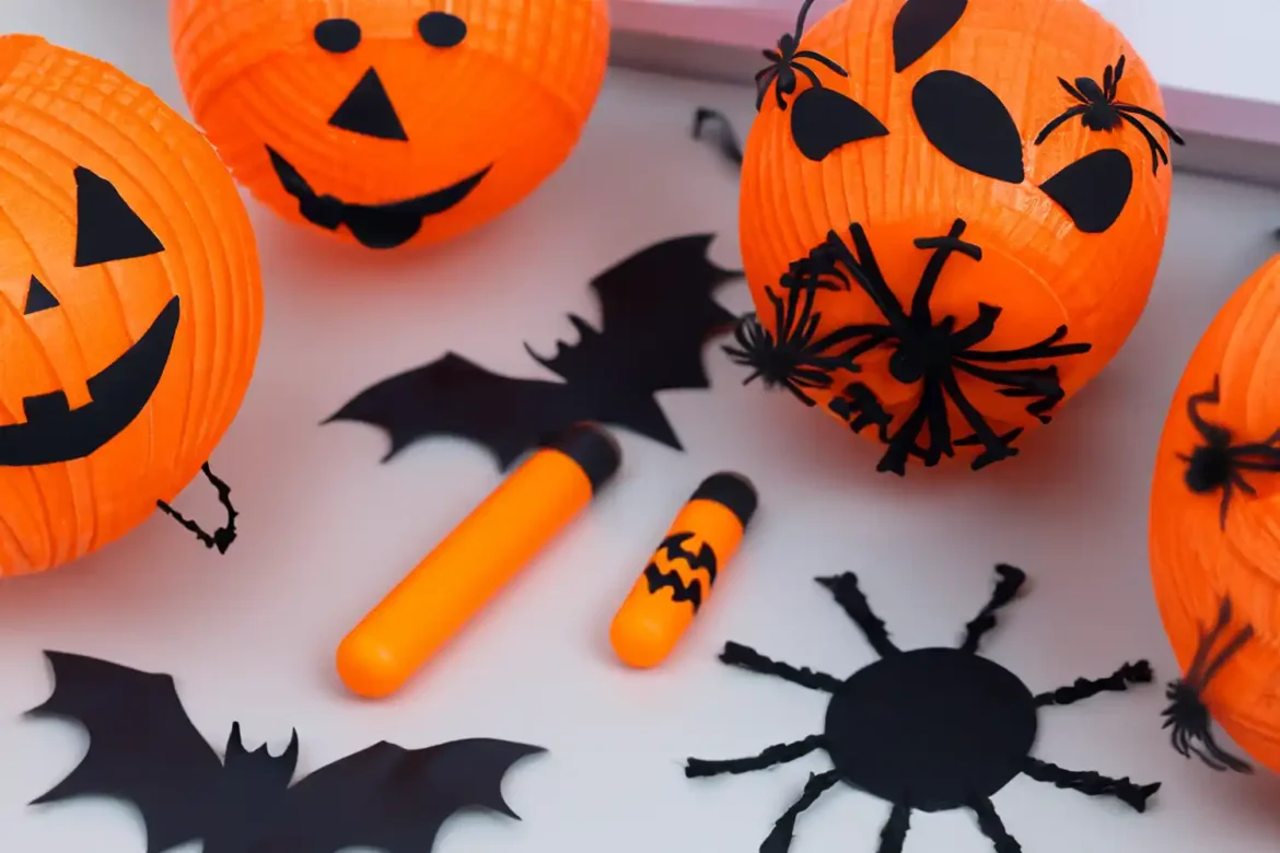 DIY Halloween Decor Homemade Spooky Decorations and Craft Ideas DIY Halloween Decor Homemade Spooky Decorations and Craft Ideas